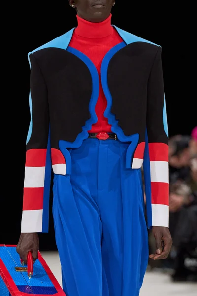 Look 83